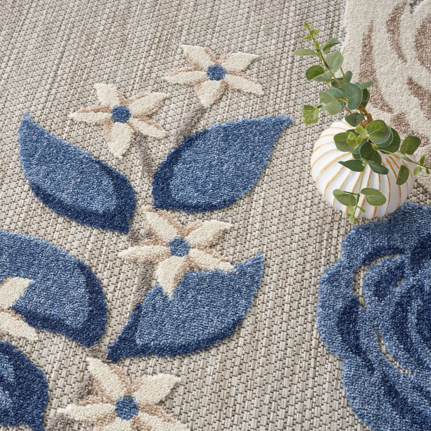 Aloha Blue Grey Contemporary Indoor/Outdoor Rug