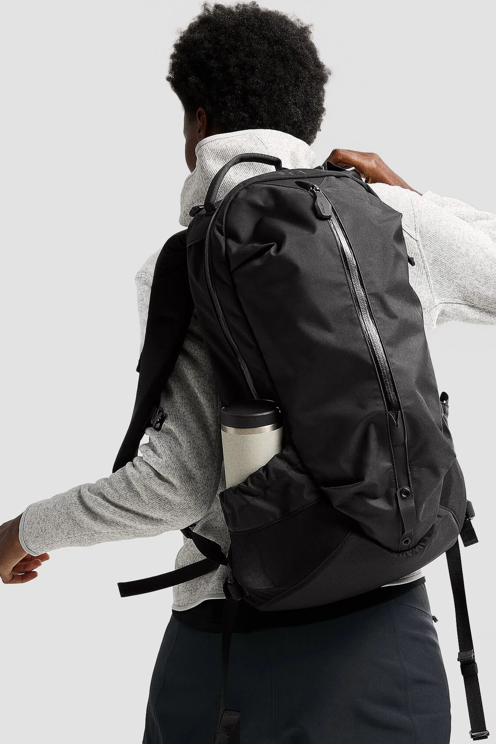 Arc'teryx Arro 22 Backpack in Black II