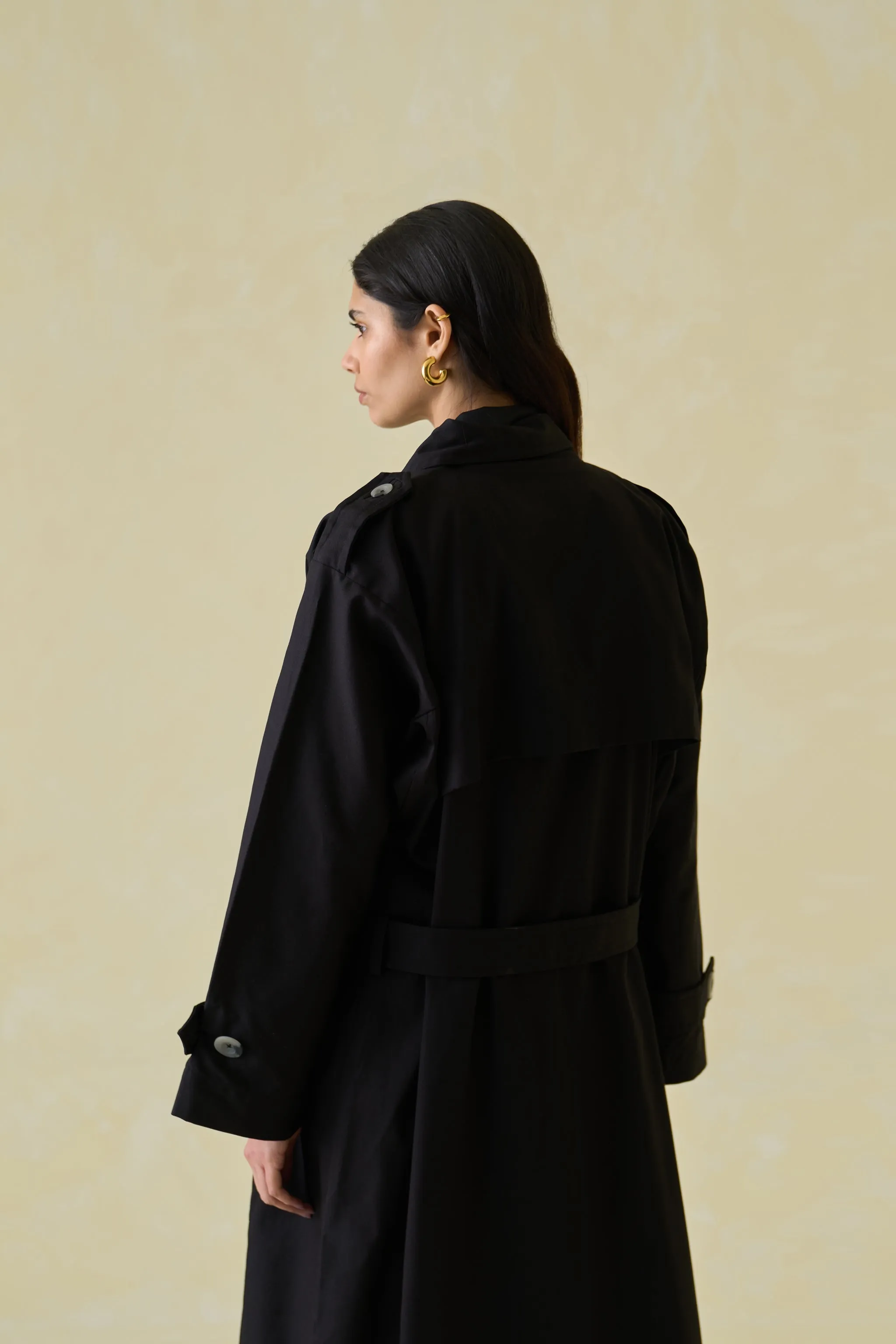 Asymmetric Trench