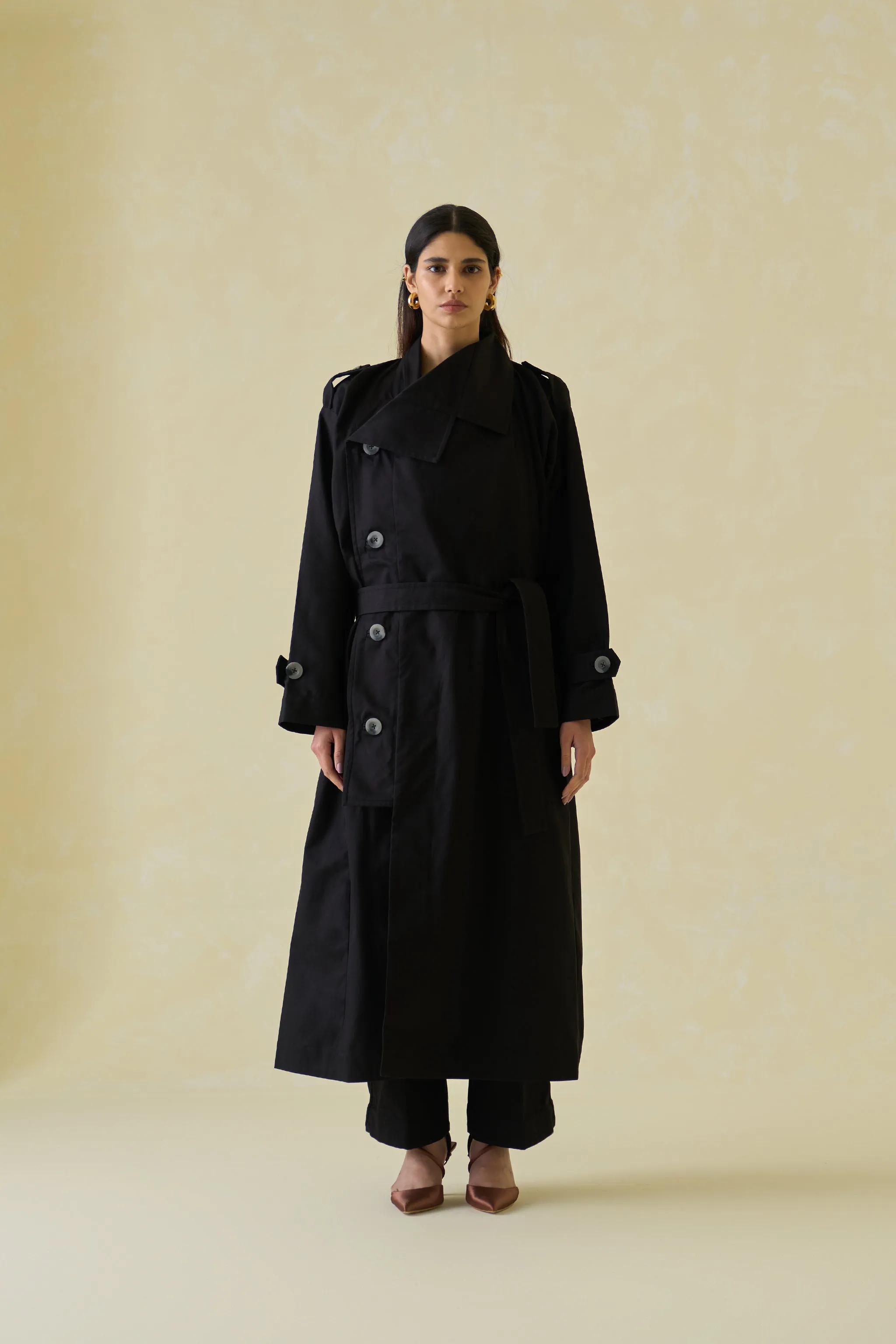 Asymmetric Trench