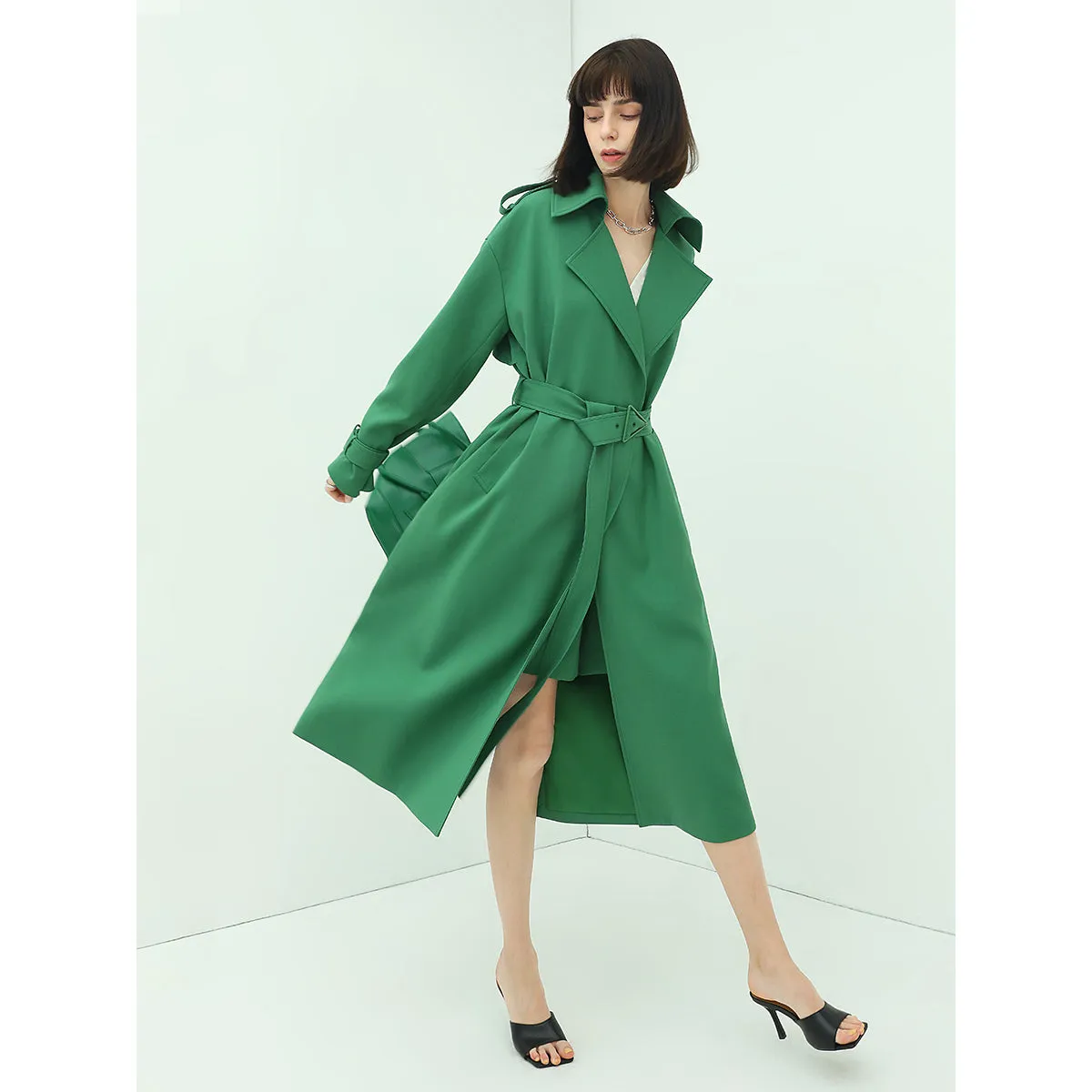 Classic Green Long Trench Coat with Buckle