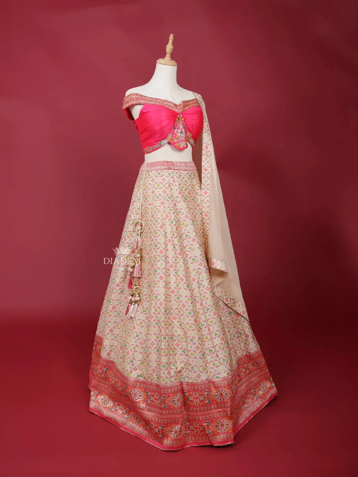 Cream Silk Lehenga Adorned with Floral Embroidery and Zariwork, paired with Dupatta