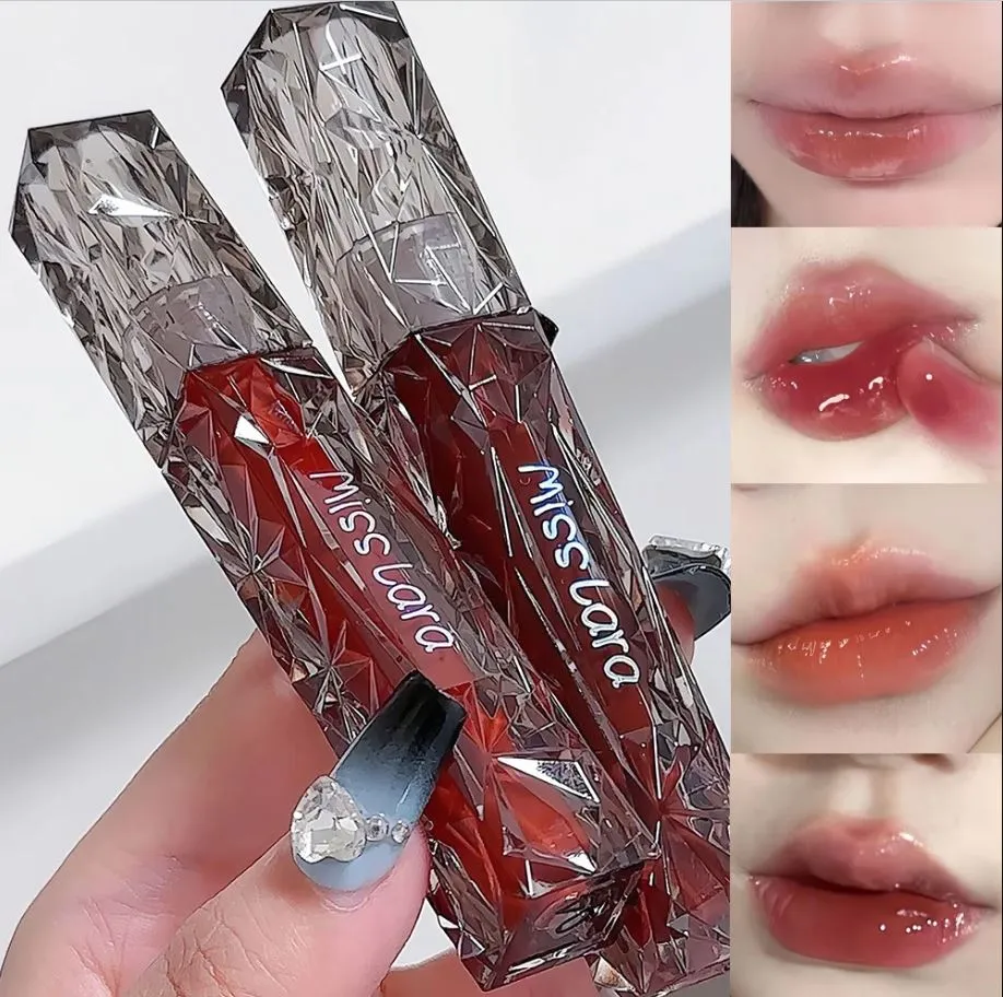 Miss Lara Liquid Lip Gloss And Long-lasting And Non Stick Moisturizing Lip Gloss Makeup Suitable For Women And Girls 1.8ml