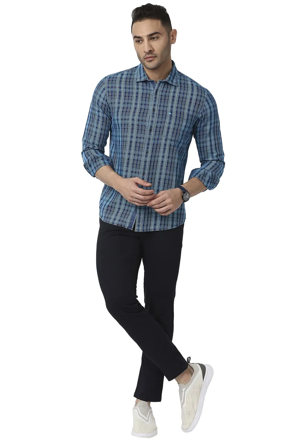 Slim Fit Cotton Indigo Checks Shirt