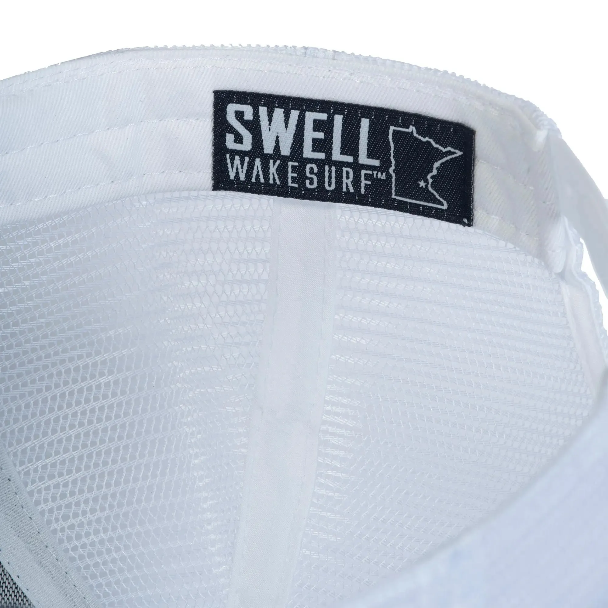 SWELL Wakesurf - Knotted Badge Hat - 6 Panel High Crown Snapback