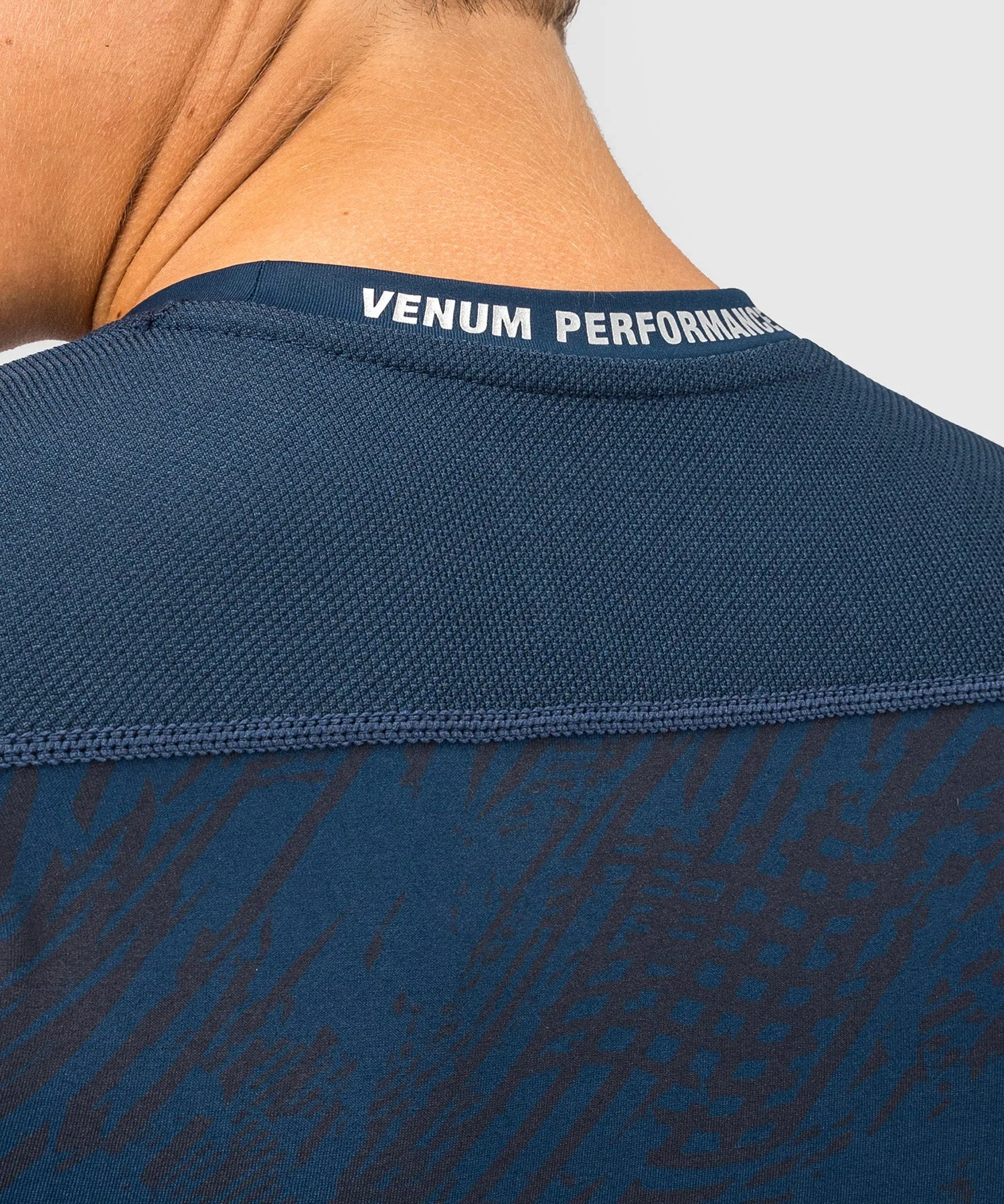 UFC Fusion by Venum Fight Week Women’s Performance Long Sleeve Rashguard - Oceanic Blue