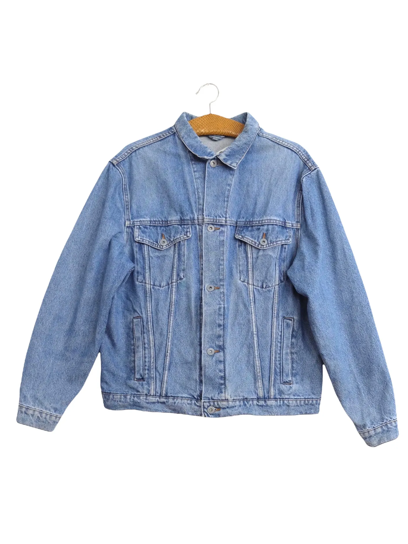 Vintage 80s Utilitarian Bohemian Streetwear Medium Wash Denim Collared Jean Jacket