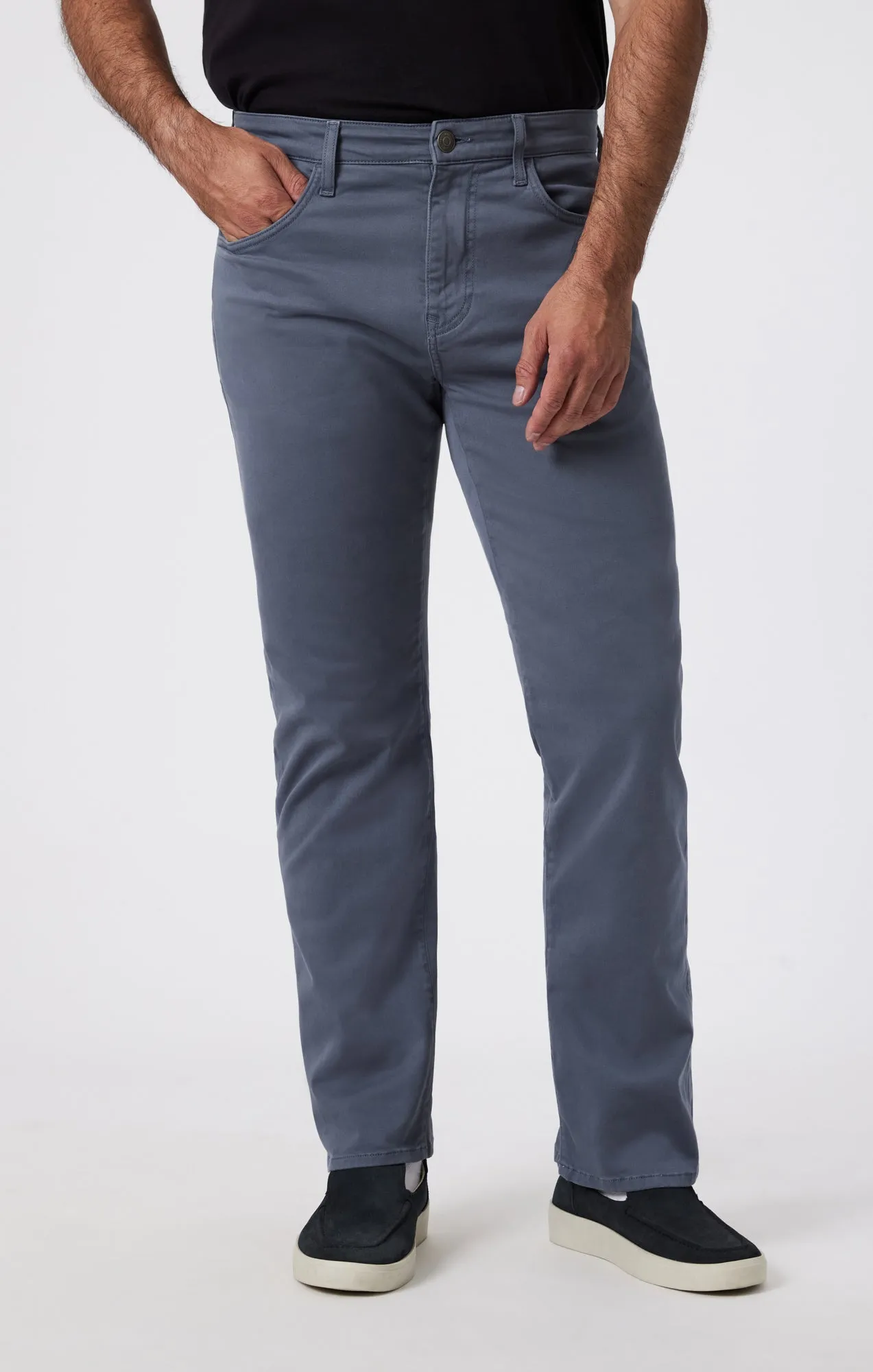 ZACH STRAIGHT LEG IN INDIGO CASUAL TWILL