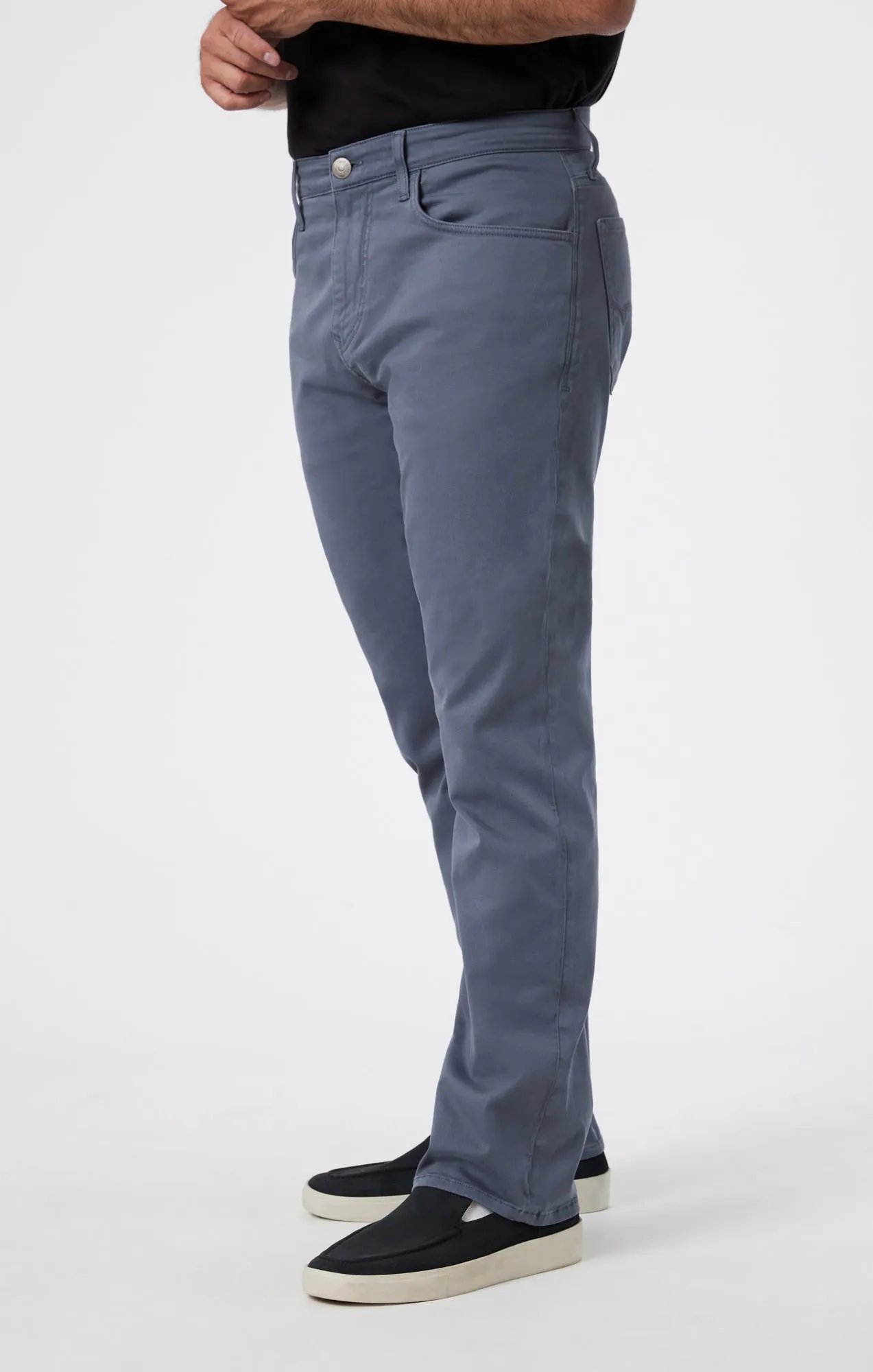 ZACH STRAIGHT LEG IN INDIGO CASUAL TWILL